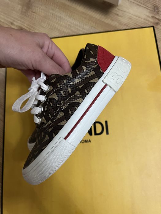 Burberry детски маратонки