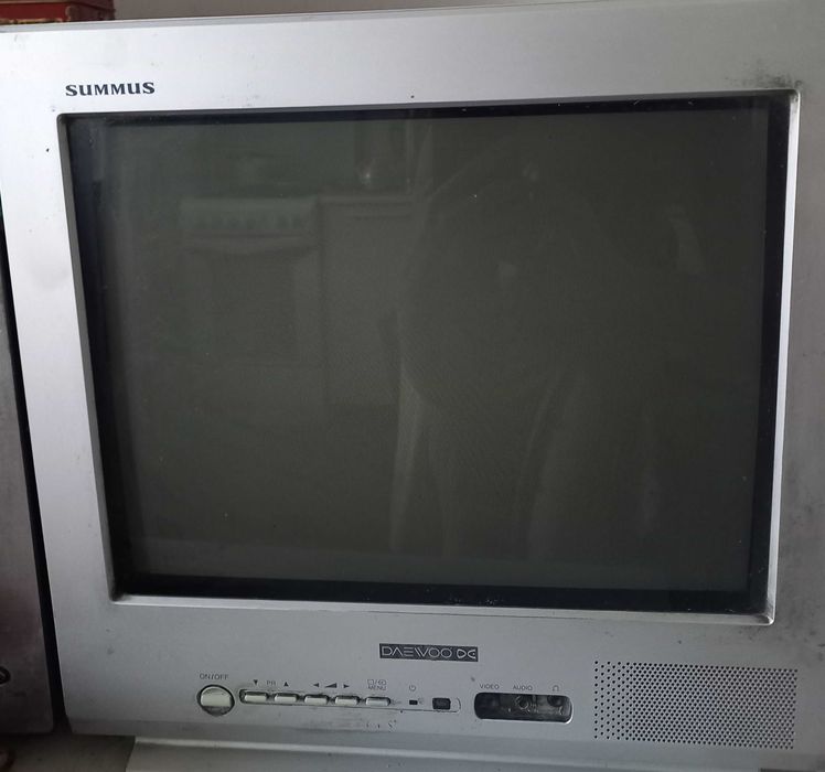 Продам телевизор Daewoo, б/у, маленький