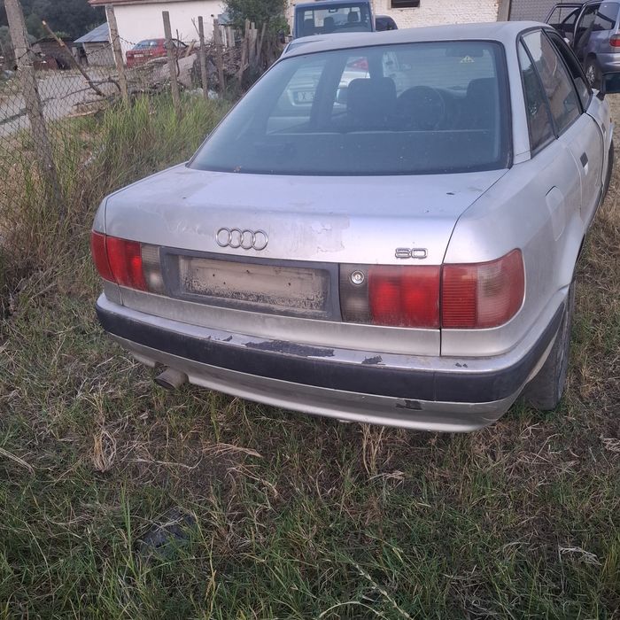 Audi 80 на части