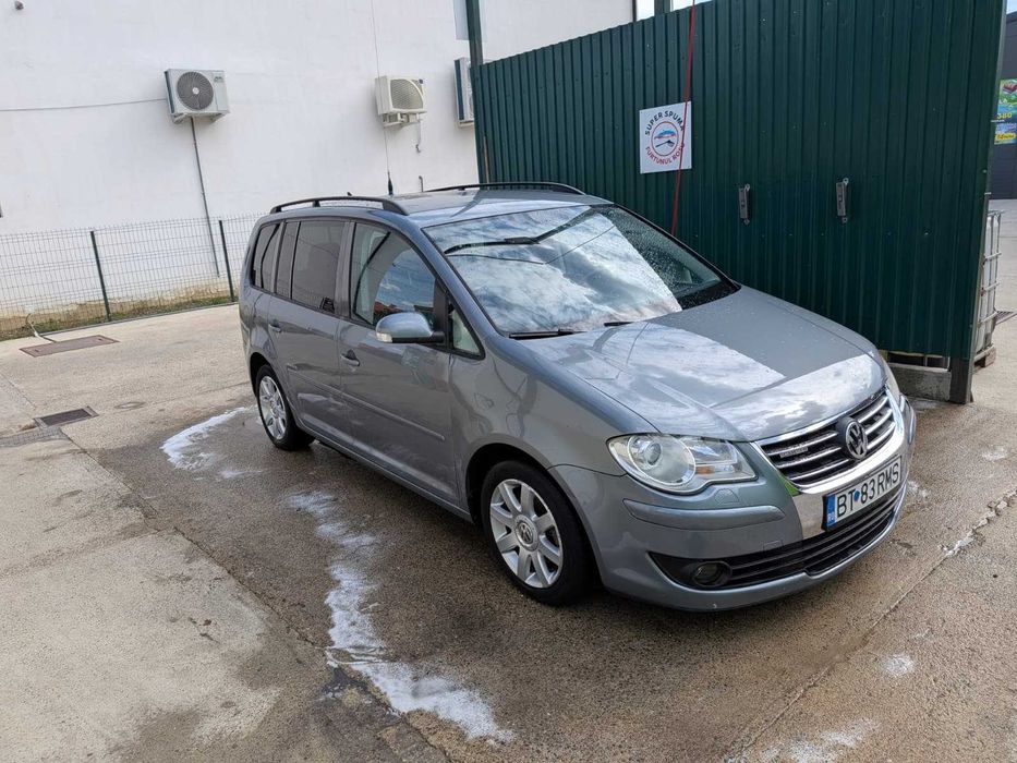 Volkswagen Touran 1.9 TDI BlueMotion  | 2009 | 248.900 km |