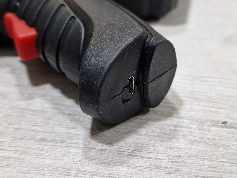 Eлектрически винтоверт с батерия 600 mAh, 3Nm, 260 RPM + 45 аксесоара