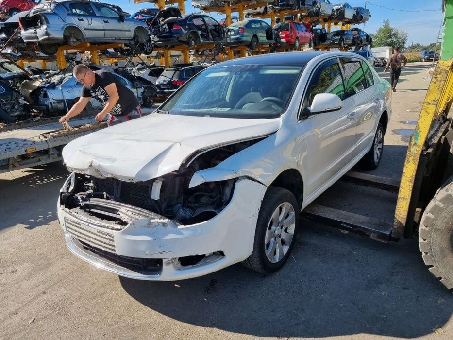 motoras ansamblu stergatoare nuca schimbator timonerie aripa spate ceasuri de bord Skoda Superb 2 motor 1.9tdi BXE Dezmembrez
