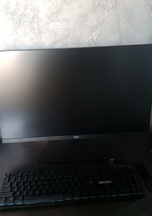 Продам монитор 180гц