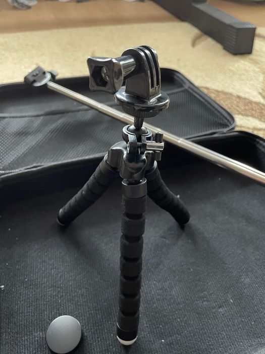 vand accesorii GoPro hero 7 silver+ GoPro-ul( pretul afisat aici este cel total, impreuna cu camera)