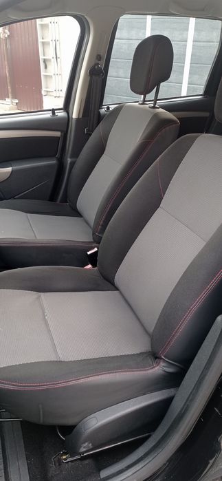 Dacia Duster an2013 motor 16 benzina 4x4