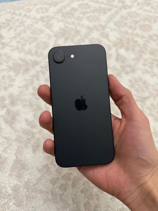 Iphone 16e 128GB идеал
