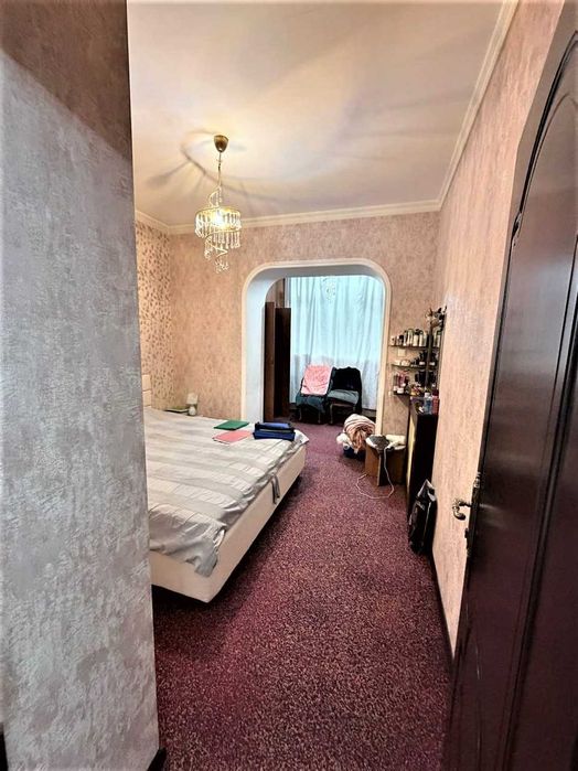 1 квартал Чиланзар   90м2  3/1/4 балкон 2х7