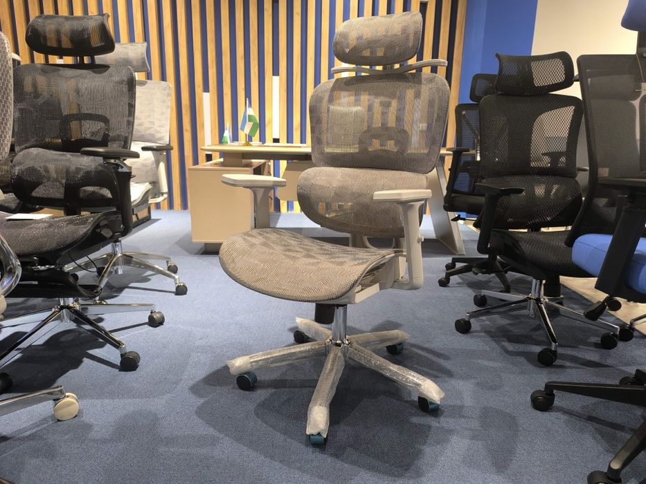 Kreslo ofis Aristo, Кресло офисное Aristo 627