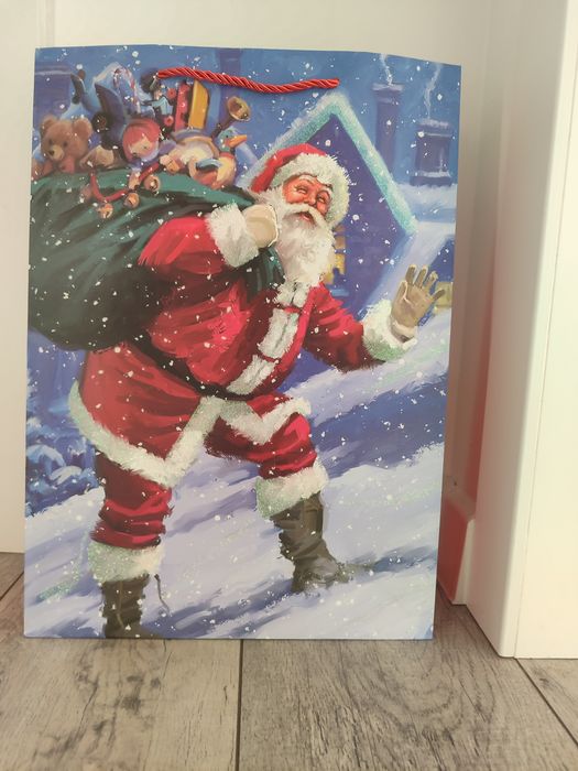 Новогодние пакеты.