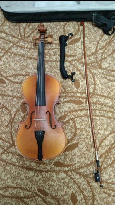 Продаётся скрипка 4/4