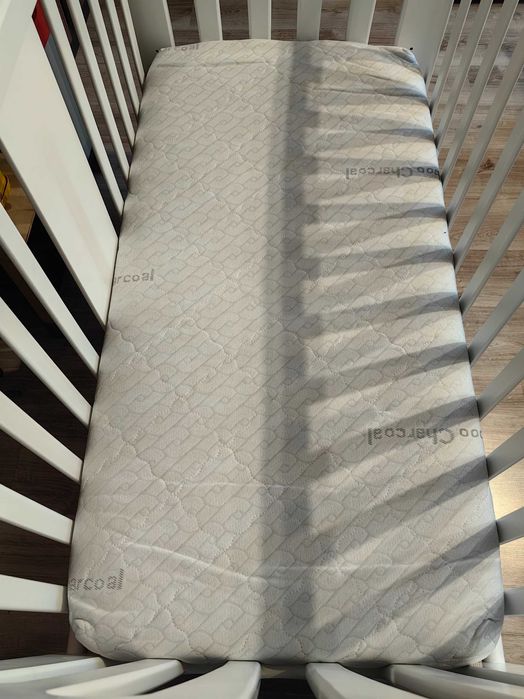 Бебешка/детска кошара с матрак