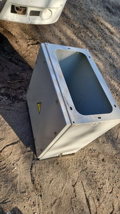 Шкаф электромонтажный