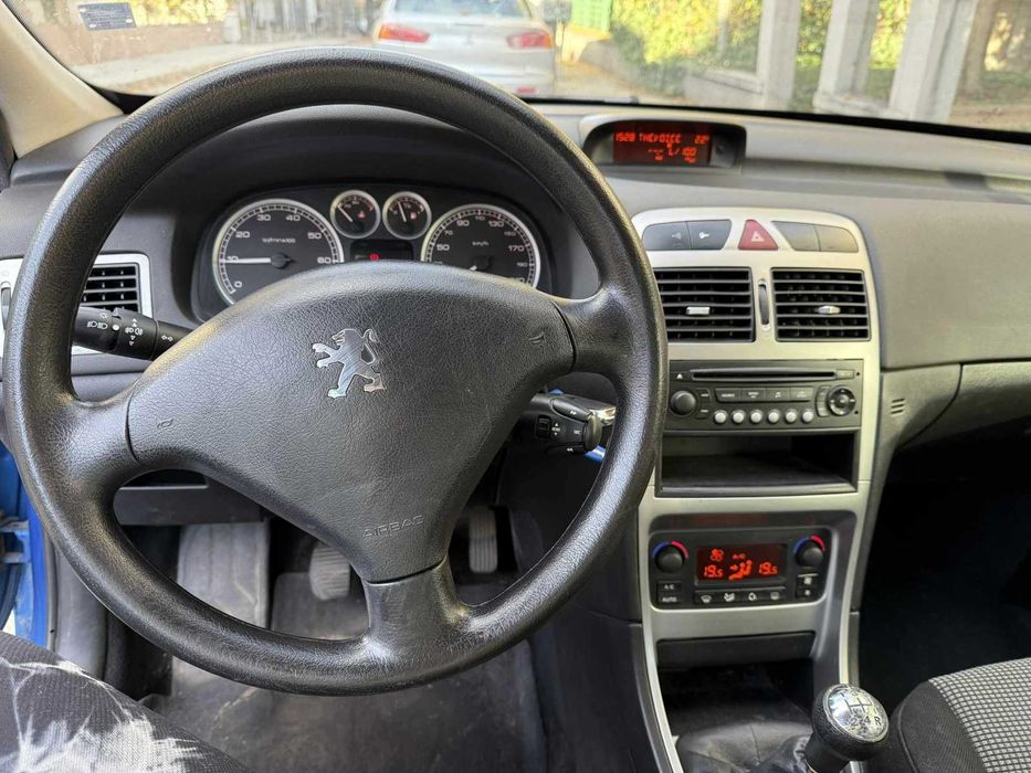 Продавам! Peugeot 307 1.4 16v