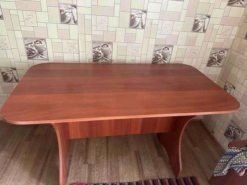 Стол кухонный 135×65 см