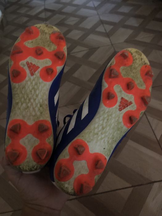 Vand ghete de fotbal adidas copa