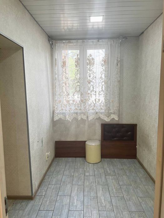 Юнусабад 12 каартал 2в3/1/4 можно под офис