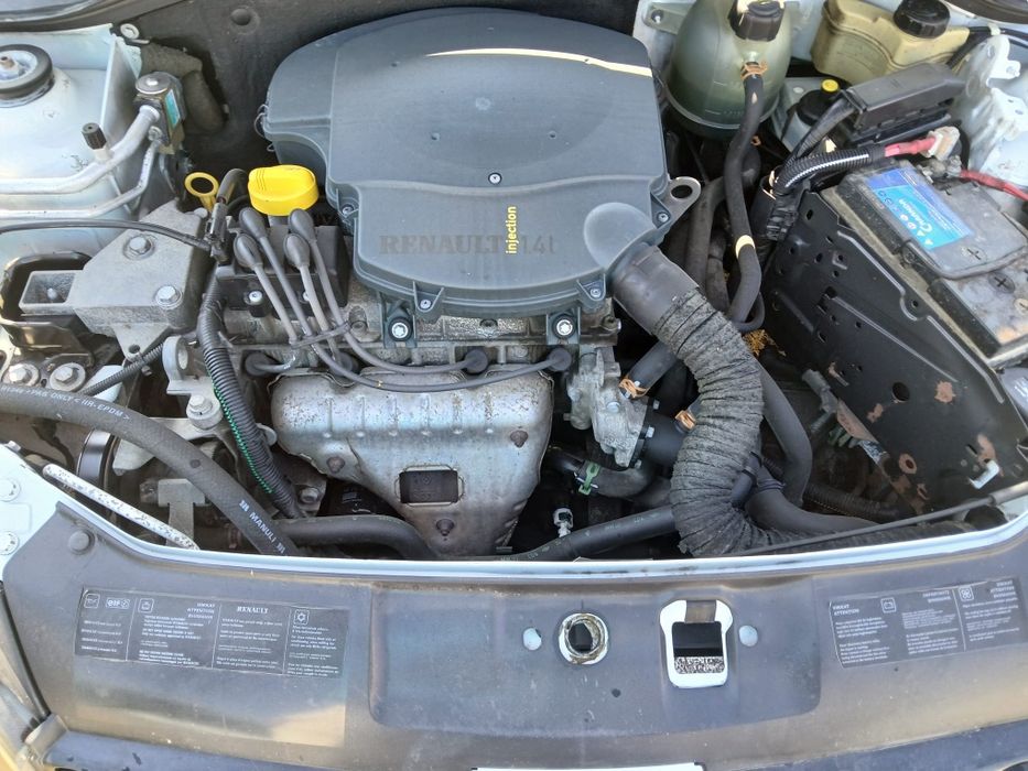 Vând Renault Clio