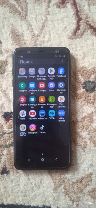 САМСУНГ J 8 оригинал в отличном состоянии