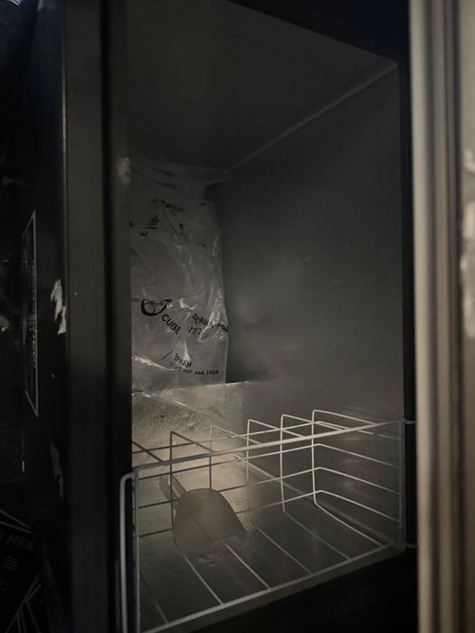 Продам морозильник в отличном состоянии