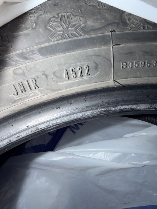 Зимни гуми 225/55/18 Dunlop Winter Sport 4D (4 броя)