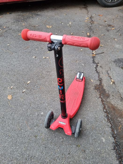 Trotineta Micro Maxi copii 6-10 ani, bonus casca protectie