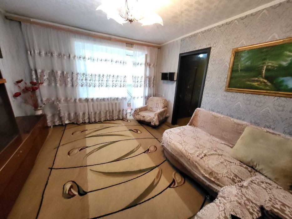 Продам 3-ком квартиру в центре города