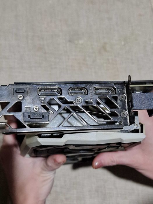 Placa video RTX 2070 MSI, fara coil whine, temperatura joasa 50-75 grade