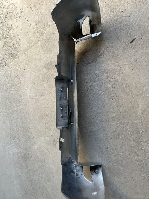 Бампер задний на rav4