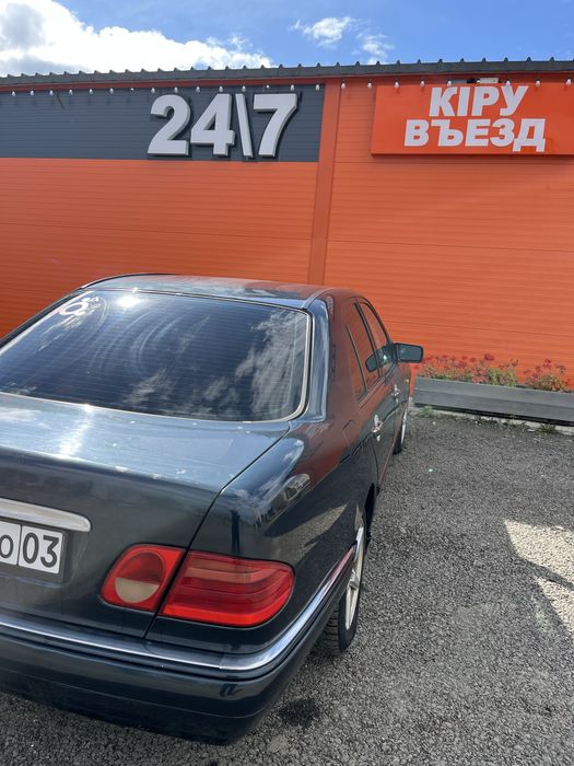 Мерседес в хорошем состоянии