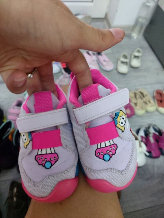 Adidasi fete 20/21/22