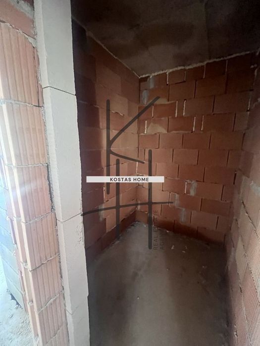 Продава се Тристаен апартамент в Варна, Аспарухово - 100 кв.м за 630 €/кв.м - Снимка #2