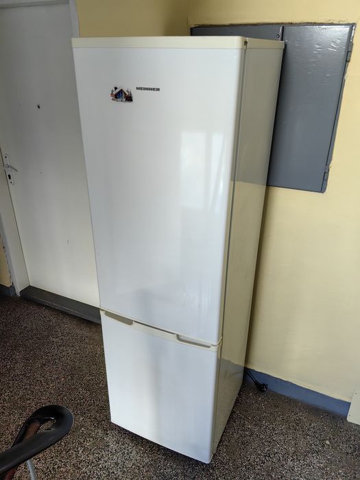 Хладилник Heinner