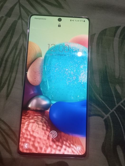 Samsung A Quantum 5G куплен в Корее