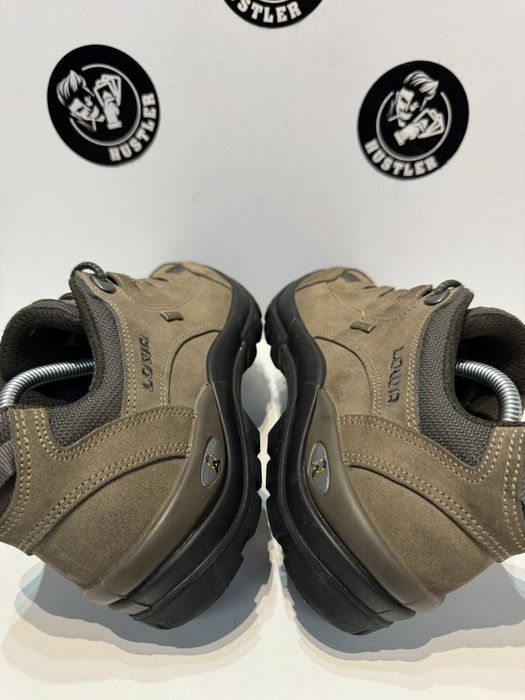 Туристически обувки LOWA GORE-TEX .Номер 40