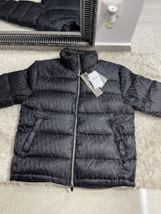 Geaca iarna Dior Oblique cu puf natural colectie noua