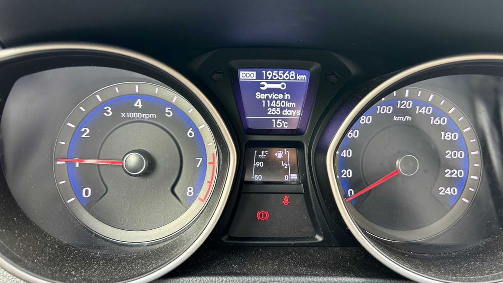 Vând Hyundai i30, unic proprietar (din 2016, 195k km)