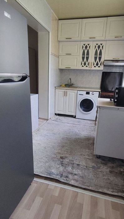 Продается 3/3/5 на м-ве Ахмад Югнаки (Ориентир 120 Школа)