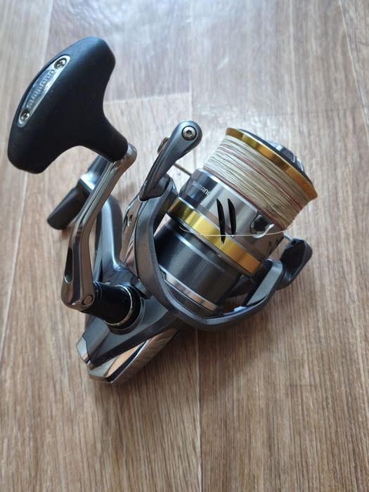 Продам катушку shimano