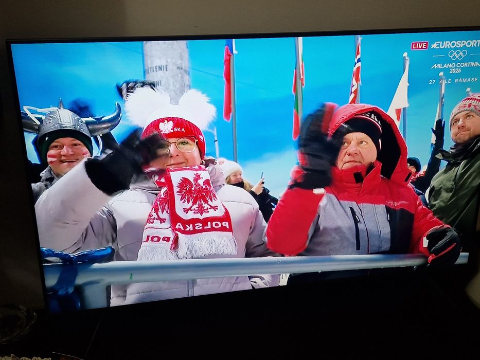 Vând televizor Samsung achiziționat de 2 ani aproximativ,