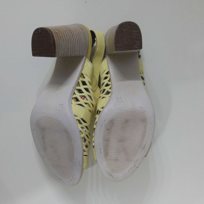 Дамски сандали размер 38