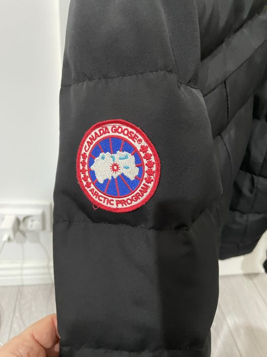 Vand geaca barbati Canada Goose