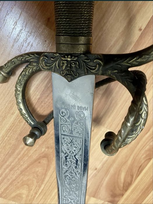 Vand sabie veche spaniola incrustata lungime totala cu maner 104cm