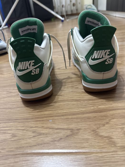 Vand Jordan 4 Pine green
