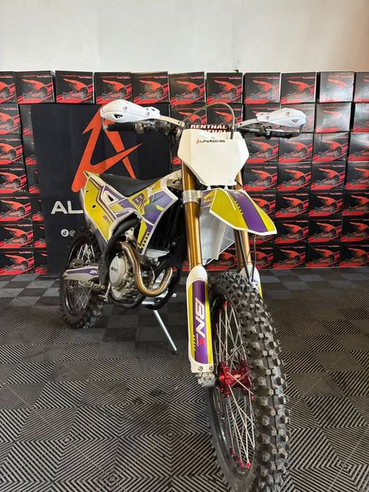 Motocross 250cc 4 timpi 44 cai putere BnK injectie Posibilitate rate si transport în toată țara