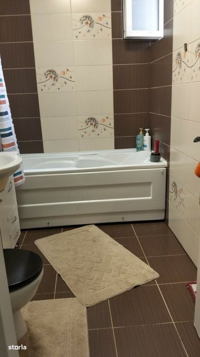 Apartamnet cu 3 camere,gradinaa si parcare cu CF,zona Eroilor-Floresti
