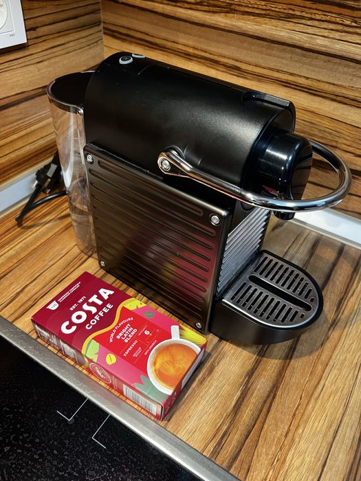 Продавам Кафе-Машина Nespresso