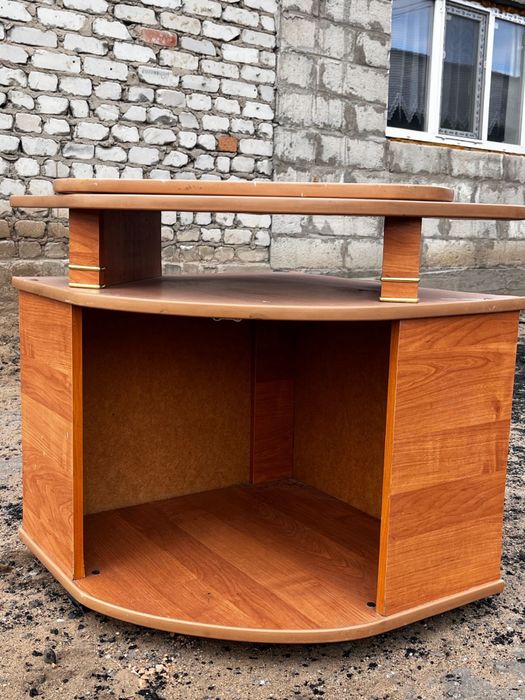 Тумбочка, стол под телевизор