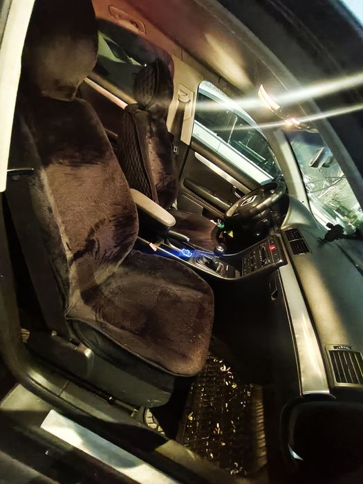 Продам Audi A4 2005год