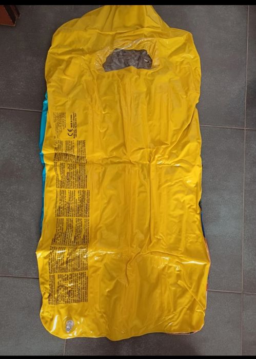 Saltea gonflabila de apa