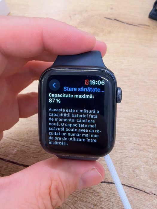 Apple Watch SE 44mm GPS – Baterie 87% – Garanție 24 Luni